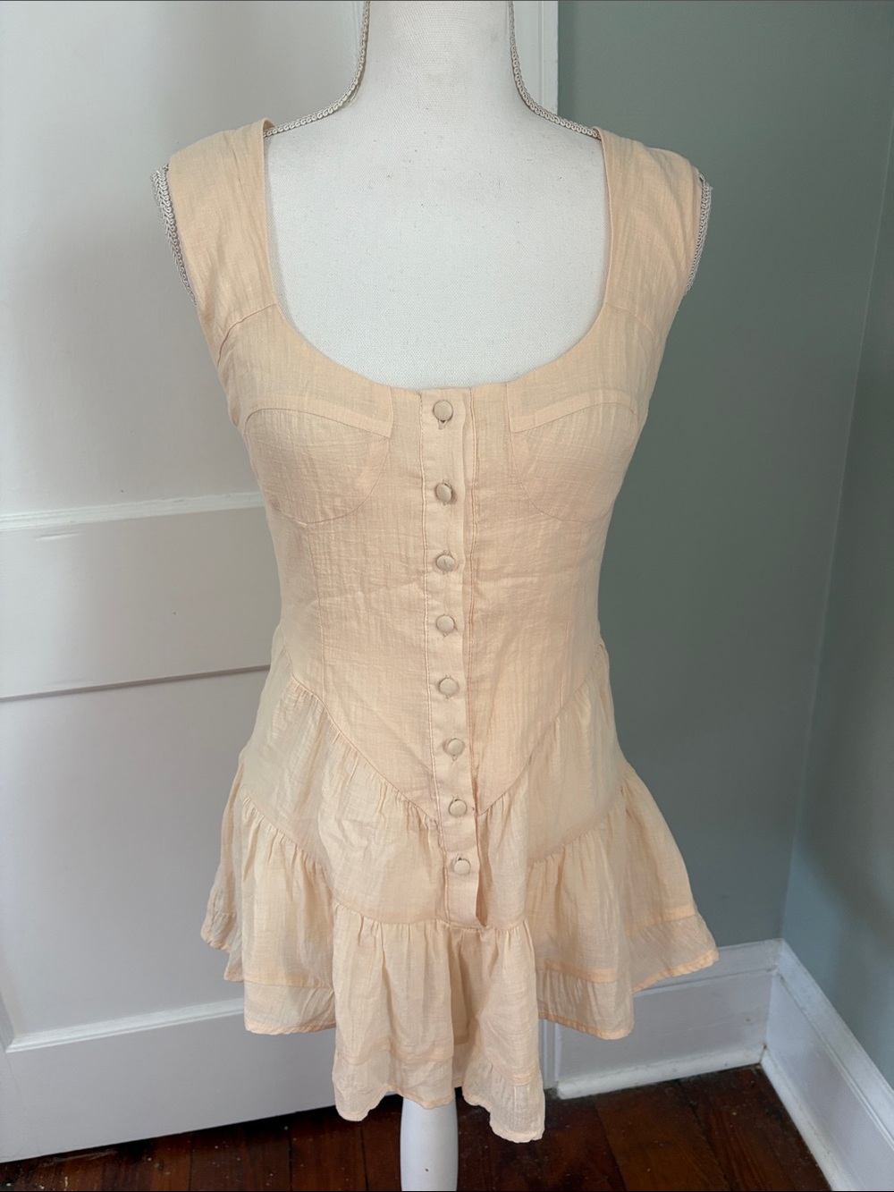 Edikted Peach Button-Front Ruffled Mini Dress Gauzy Cotton Veronica size Small